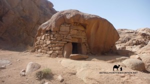 Rock shelter, Farsh Umm Silla, Sinai, Go tell it on the mountain_result
