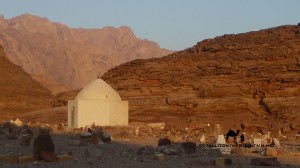 Sheikh Suleiman's tomb, Sinai, Go tell it on the mountain_result
